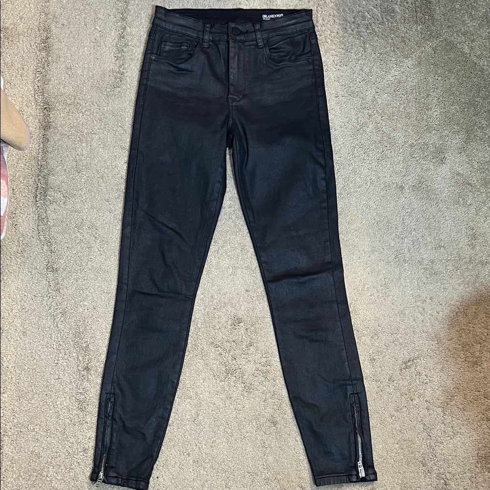 BLANK NYC The Bond Coated Denim Mid Rise Skinny Jeans with Ankle Zip Size 27